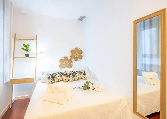 Expoholidays-Apartamentos Almeria Centro Parking Gratis