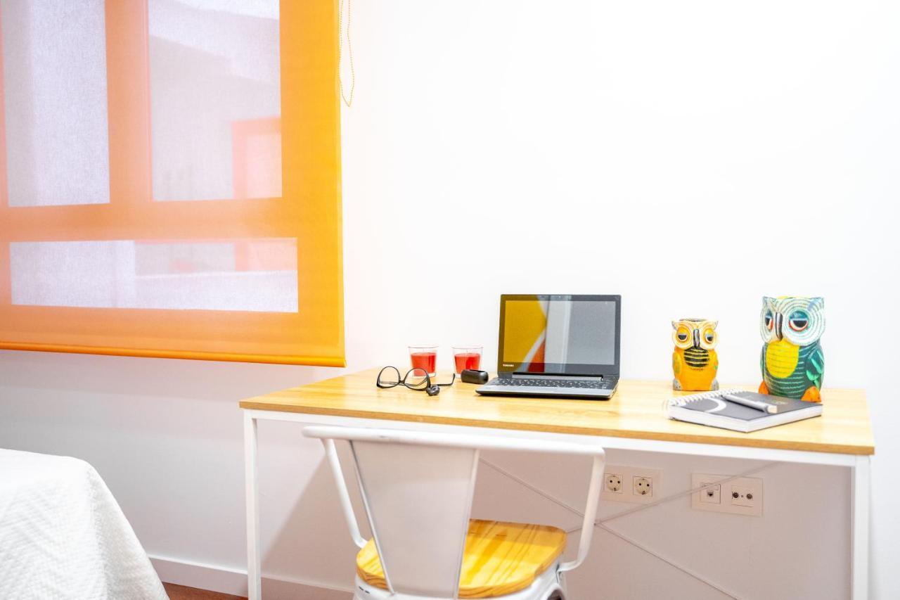 Expoholidays-apartamentos Centro Parking Gratis Almeria
